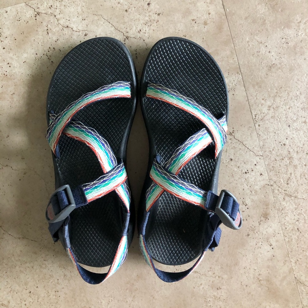 Women’s size 9 chacos